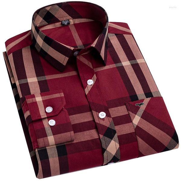 Chemises décontractées pour hommes Angleterre Style coton doux à manches longues poche plaquée unique été coupe standard boutonnée chemise à rayures à carreaux