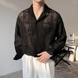 Camisas casuales para hombres Moda para hombre Malla de lujo Bordado Hollow Out Camisa transparente Caída Vintage Solapa Pecho Manga larga Encaje Hombres