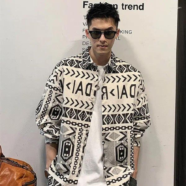 Chemises décontractées pour hommes pour hommes Hip Hop Imprimé Dot Geometric Man Shirt with Imprimer Funny Designer Hipster esthétique Tops Asia Social Korean
