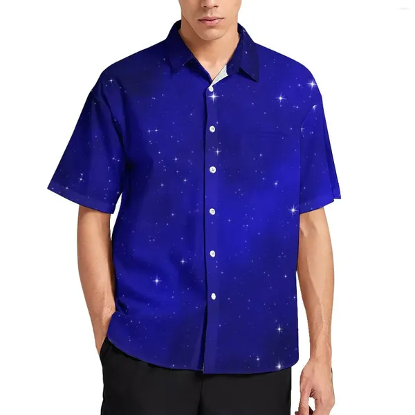 Chemises décontractées pour hommes Galaxy Stars Beach Shirt Blue Sky Print Hawaiian Man Trending Blouses Manches courtes Vêtements personnalisés Plus Taille 4XL