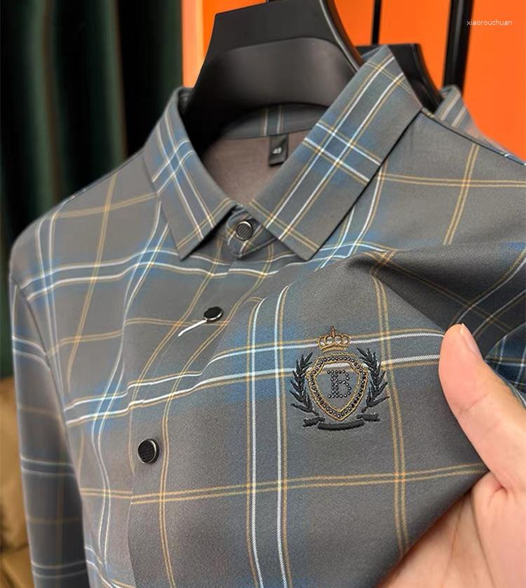 Camicie casual da uomo Camicia a maniche lunghe in lana di fascia alta 2023 Plaid di tendenza ricamo autunnale per abbigliamento