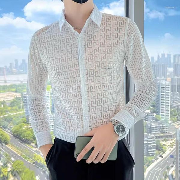 Chemises décontractées pour hommes haute qualité lumière luxe creux dentelle à manches longues chemise Style coréen fête boîte de nuit mode smoking vêtements