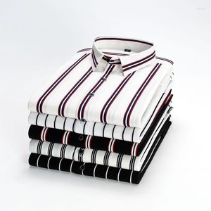 Chemises décontractées pour hommes Haute qualité Stripe Anti-rides Non-fer Hommes Robe à manches longues Mâle Slim Social Business Shirt S-6XL
