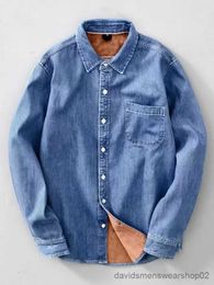 Chemises décontractées pour hommes Chemises en denim de velours polaire de haute qualité Chemises en jean d'hiver chaudes Chemise boutonnée pour hommes Veste mâle Bottoming Men Shirt