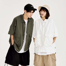 Chemises décontractées pour hommes japonais hommes été Streetwear ample à manches courtes surdimensionné Cargo chemise unisexe coréen tendance mode femmes hommes