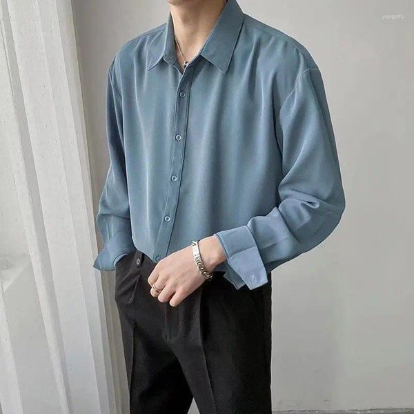 Chemises décontractées pour hommes de style coréen manche chemise à manches longues à manches solides à manches solides à la mode de glace de glace