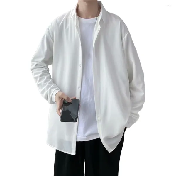 Camisas casuales para hombres Camisa juvenil coreana Tops Blusa Hombres Camiseta suelta con botón Abajo Manga larga Cuello de solapa Mezcla de poliéster Color sólido