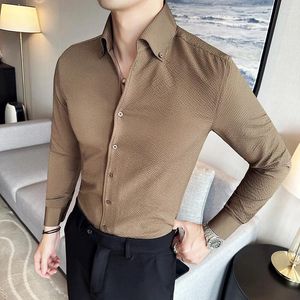 Chemises décontractées pour hommes Hommes 2023 Automne Gaufre À Manches Longues Col En V Slim Fit Camisas Solid Top Robe Formelle Chemise Vêtements Coréens