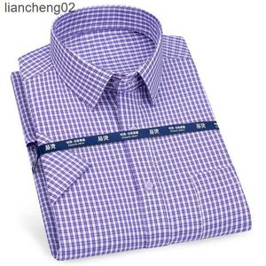 Casual shirts heren heren heren shirt met korte mouwen zakelijke casual klassieke geplaveide gestreepte chequed mannelijke sociale jurken shirts paars blauw 5xl plus groot formaat w0328