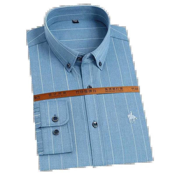 Chemises décontractées pour hommes Mentes à rayures à rayures en bambou à fibre robe anti-ride chemise sans poche conception sans slve Shirts polyvalents décontractés standard T240428