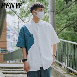 Camisas informales para hombres PFNW Primavera Verano Estilo japonés para hombres Camisetas de manga corta Colores Contratados Patchwork Baggy Trendy Y2k Tops de ocio