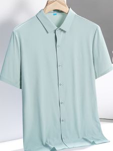 Chemises décontractées pour hommes Plus la taille 8XL 7XL été refroidissement Nylon soie chemises à séchage rapide hommes à manches courtes respirant solide chemise décontractée mâle Blouse sociale 230322