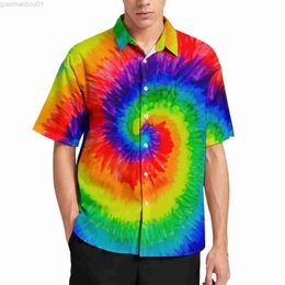 Camisas casuales para hombres Rainbow Tie Dye Camisa casual Estampado hippie psicodélico Camisa suelta de playa Hawaii Blusas vintage Manga corta Gráfico Oversize Top L230721