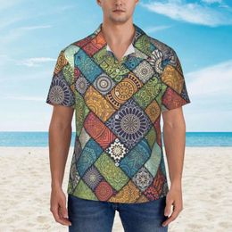 Chemises décontractées pour hommes Shirt Mandala Retro Mandala Elegant Diagonal Floral Cool Hawaiian Men de courte manche