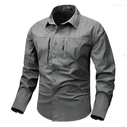 Chemises décontractées pour hommes Retro Workwear Works à manches longues Bouton de conception de poche à manches longues adaptées au ressort et à l'automne extérieurs
