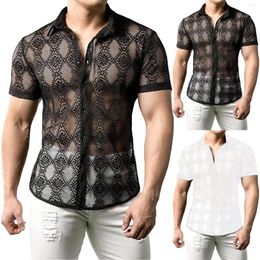 Heren Casual Shirts Sexy Style Mesh Lace Shirt Tops Korte mouw Turn-Down Kraag Button Blouse Ademend Hollow Out Club Party Beach Man