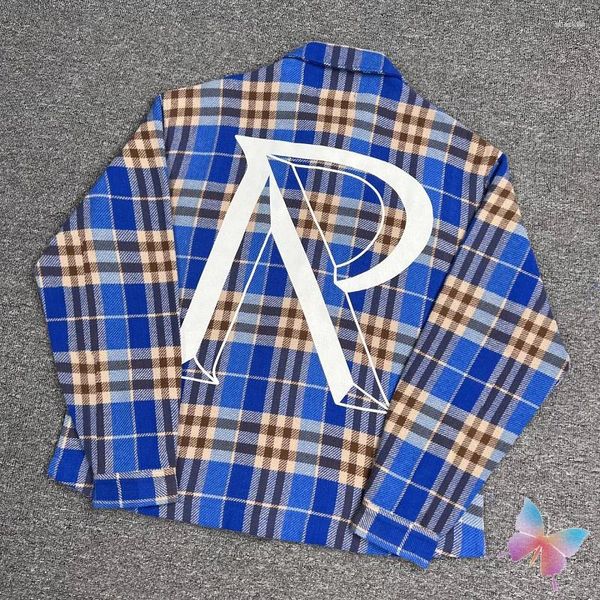 Camisas casuales para hombres Stock de gran tamaño Vintage Hiphop Street Hombres Mujeres Flojo Azul Plaid Blanco Letra R Bolsillo Manga larga REP