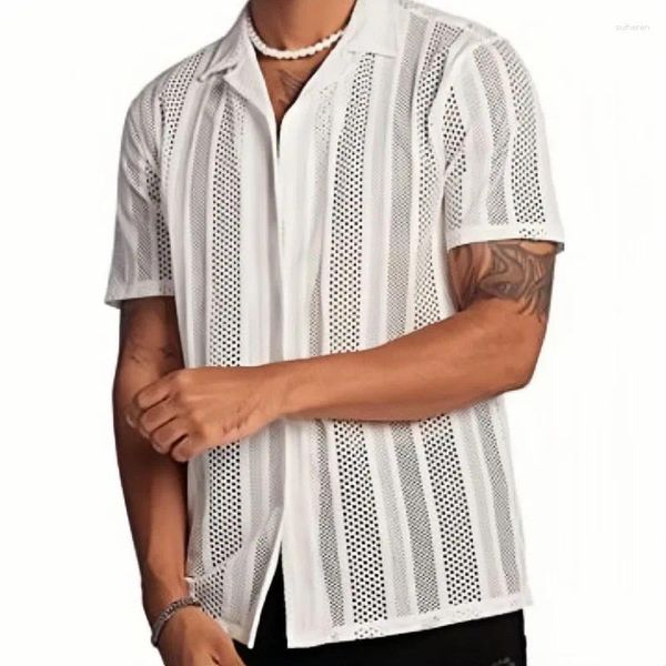 Camisas casuales para hombres Camisa de jacquard con recorte de manga corta a rayas de punto de un solo pecho de calle