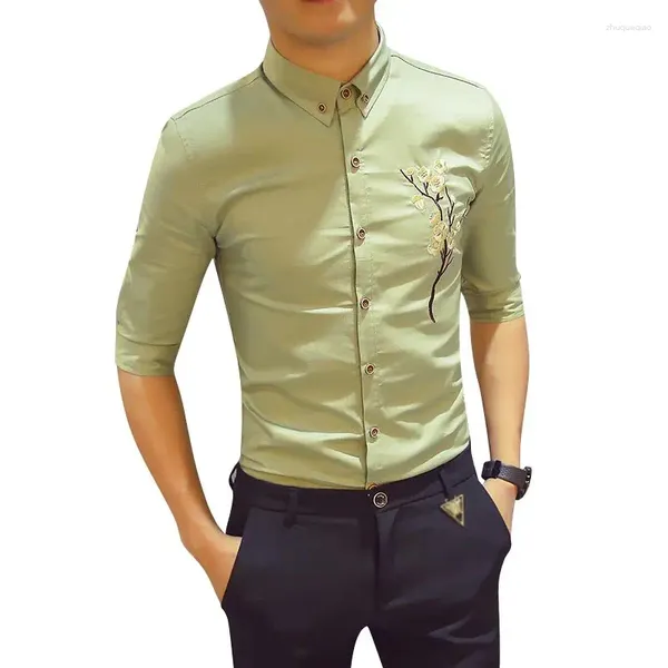 Camisas casuales para hombres Moda de verano Cuello vuelto Camisa de media manga Hombre High Street Botón bordado Cardigan Estilo chino Tops de oficina