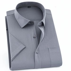 Chemises décontractées pour hommes Chemises à manches courtes pour hommes d'été Design Coupe standard Confortable Blouse formelle d'affaires Chemise blanche pour homme 8XL 7XL 6XL 5XL 231205
