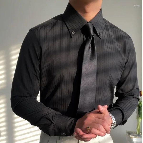 Camisas casuales para hombres Verano Retro Cuello puntiagudo Camisa de manga larga a rayas Británico Fino Versátil Hombre negro