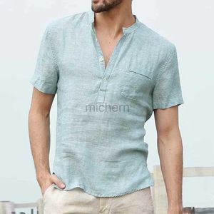 Chemises décontractées pour hommes Summer à manches à manches courtes t-shirt Hip Pop avec collier de stand-up Soild Buiness Top 240416