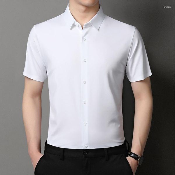 Camisas casuales para hombres Camisa de manga corta de verano con solapa y estilo delgado de negocios blanco de seda para hombres jóvenes de mediana edad