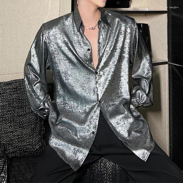 Camisas casuales para hombres Productos de ropa inusuales Reflectantes para hombres Discoteca Fiesta Desgaste de gran tamaño Custume Suelto Moda coreana Ropa elegante