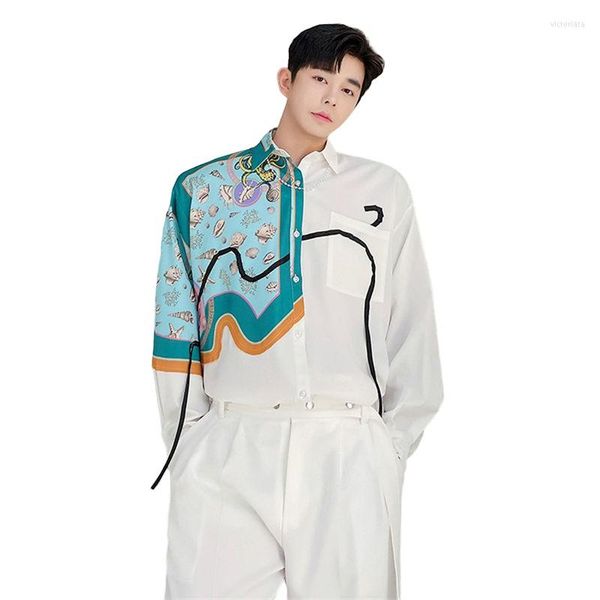 Chemises décontractées pour hommes VERSMA coréen élégant Kpop Chic glace soie hommes chemise été irrégulière Graffiti peinture Vintage femmes avec des rubans goutte