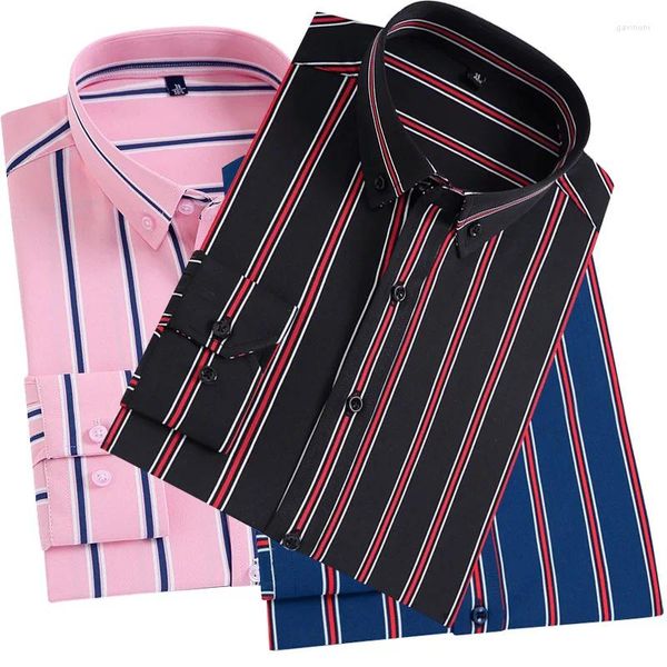 Chemises décontractées masculines Large Chemise à rayures pour hommes au printemps 2024 Veste supérieure avec sac de draps élastique moins