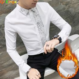 Casual shirts voor heren winter wit fleece lang overhemd mode slanke mannen qj cinga merk mannelijke top kanten stikseldecoratie camisa 230228
