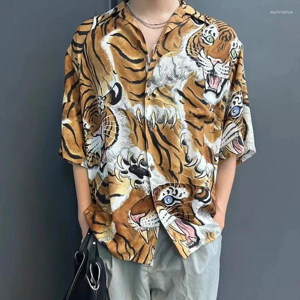 Chemises décontractées pour hommes Jaune Gray Wacko Maria Tiger Patché à imprimé complet Hawaii Beach Shirt Men Femme de bonne qualité T-shirt d'été