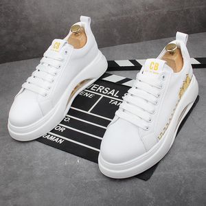Casual schoenen voor heren Adem kleine witte schoenen Trend Koreaanse versie van zomerbordschoenen toegevoegd Cowhide A3