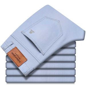 Pantalon en denim classique pour hommes Automne Lâche Mode Casual Straight Stretch Jeans Haute Qualité Coton Bleu Ciel Marque 211108