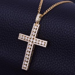 Collier pendentif croix pour hommes, breloque scintillante en Zircon cubique, bijoux Hip hop avec chaîne en corde pour cadeau 226v