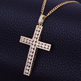 Collier avec pendentif croix pour hommes, breloque scintillante en Zircon cubique, bijoux Hip hop avec chaîne en corde, cadeau 235M