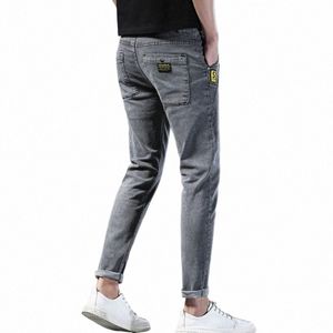 Design pour hommes Jeans en denim gris Casual Stretch Slim Petits pieds Lg Pantalon de rue Fi Polyvalent Quotidien Pantalon Printemps Eté C4MX #