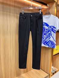 Heren designer jeans Europese herenbroek voor heren Motorborduurwerk Pop Ripped Cotton mode Jeans Heren cargobroek Zwart heupmaat 28-40 #038