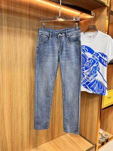 Heren designer jeans Europese herenbroek voor heren Motorborduurwerk Pop Ripped Cotton mode Jeans Heren cargobroek Zwart heupmaat 28-40 #033