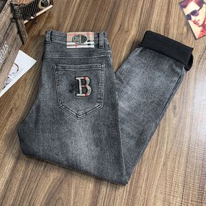 Jeans de styliste pour hommes, nouveau produit automne/hiver, haute qualité, grande vache, coupe cintrée, pantalons décontractés 337 351