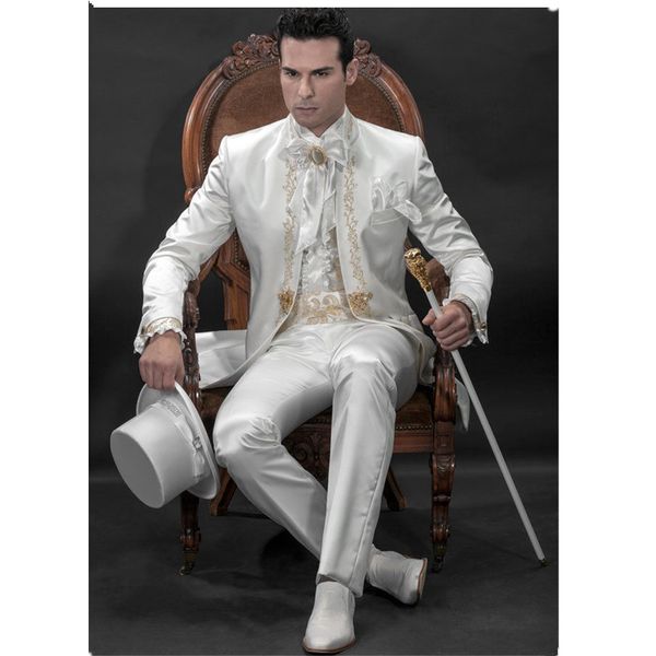 Traje de diseñador para hombre Traje de novio Blanco Boda Novio Encaje dorado Bordado personalizado (Chaqueta + Pantalones + Faja)