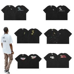 T-shirts de créateurs masculins Fashion Cotons Cotons Lettres imprimées Modèles Tops Niche minimaliste décontractée Vêtements de marque à la mode classiques
