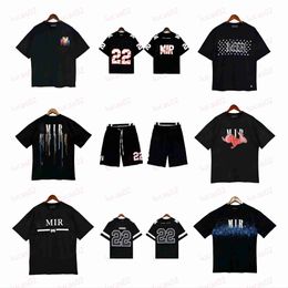 Designer masculin T-shirts 22 Tee Tee Tee Jersey Rainbow Letter Imprimé à manches courtes