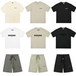 Tshirt de créateur pour hommes Imprimé Tee Coton Tee de haute qualité Summer Men de T-shirt décontracté High Street High Street Shorts sport
