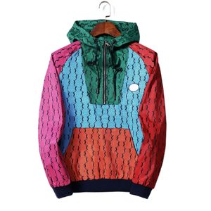 Diseñadores de hombres chaquetas de invierno Prendas de abrigo chaqueta de bombardero Chaquetas de marca de moda suave y suave de alta calidad Estampados Chaqueta de streetwear negra con bordado de letras