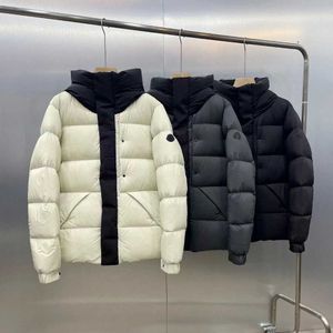 Heren Down Parkas 2023 Nieuwe Black Knight Down Coat For Heren Winter Home Dikke warmte Broodjes met een kap voor een korte jas