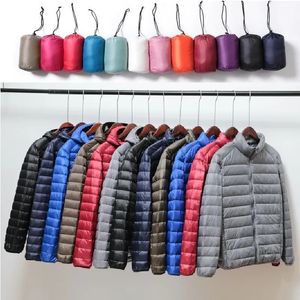 Parkas en duvet pour hommes Automne et hiver doudoune légère col vertical pour hommes à capuche courte grande taille ultra-mince léger jeunes et d'âge moyen s 231115