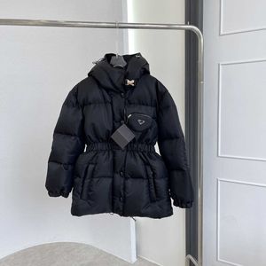 Parkas en duvet pour hommes, Version correcte, hiver, nouveau p famille, sac Triangle, lettre emblème, manteau de taille noir