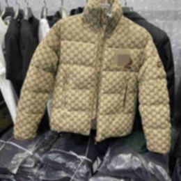 Veste épaisse de la marque de créateurs de parkas pour les hommes en hiver, un col de support jacquard légèrement large veste en coton, manteau chaud de mode jeunesse uvn4
