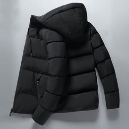 Veste d'hiver de haute qualité des parkas pour hommes épaissis les hommes à capuche chaude et à capuche